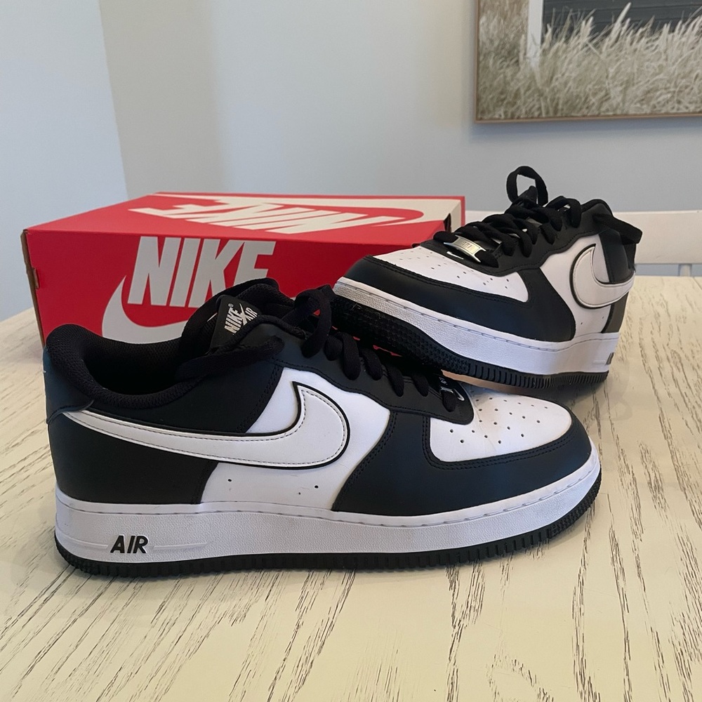 Nike Men's Air Force 1 '07 Shoes